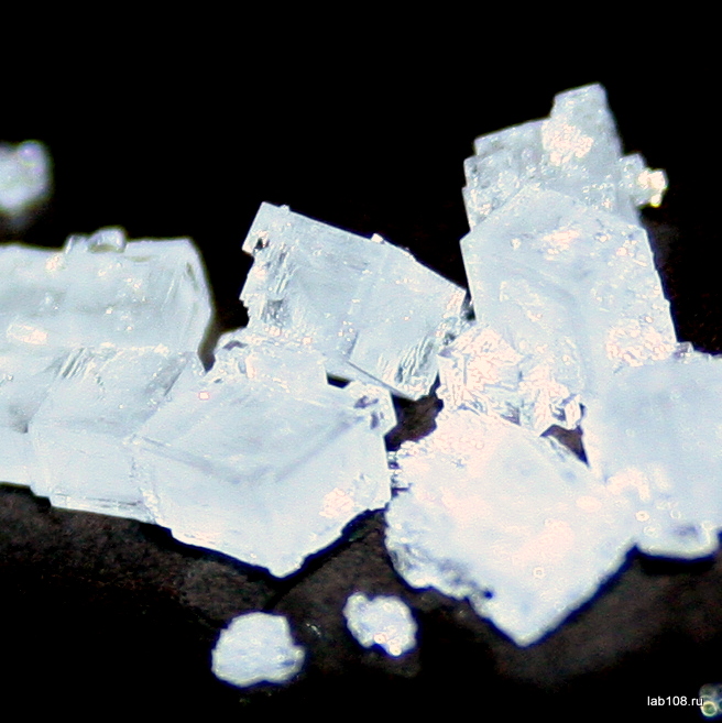 Кристаллики морской соли